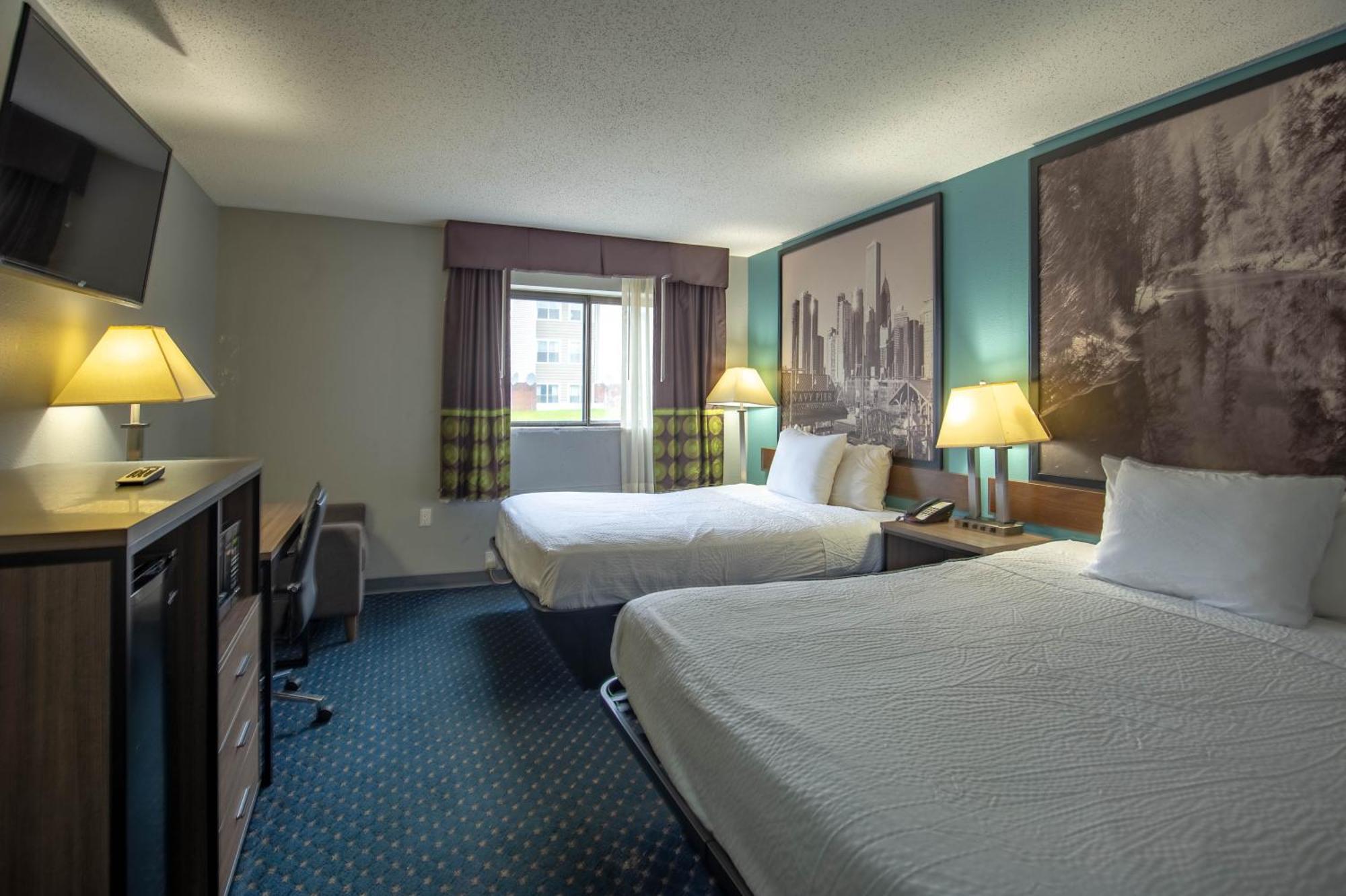 Super 8 By Wyndham Rockford I-90 Casino District Hotel Exterior foto